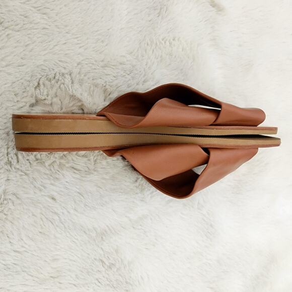 NWT Everlane Day Crossover Leather Sandal Sienna Brown Tan Flats Women's 7 - Picture 10 of 10